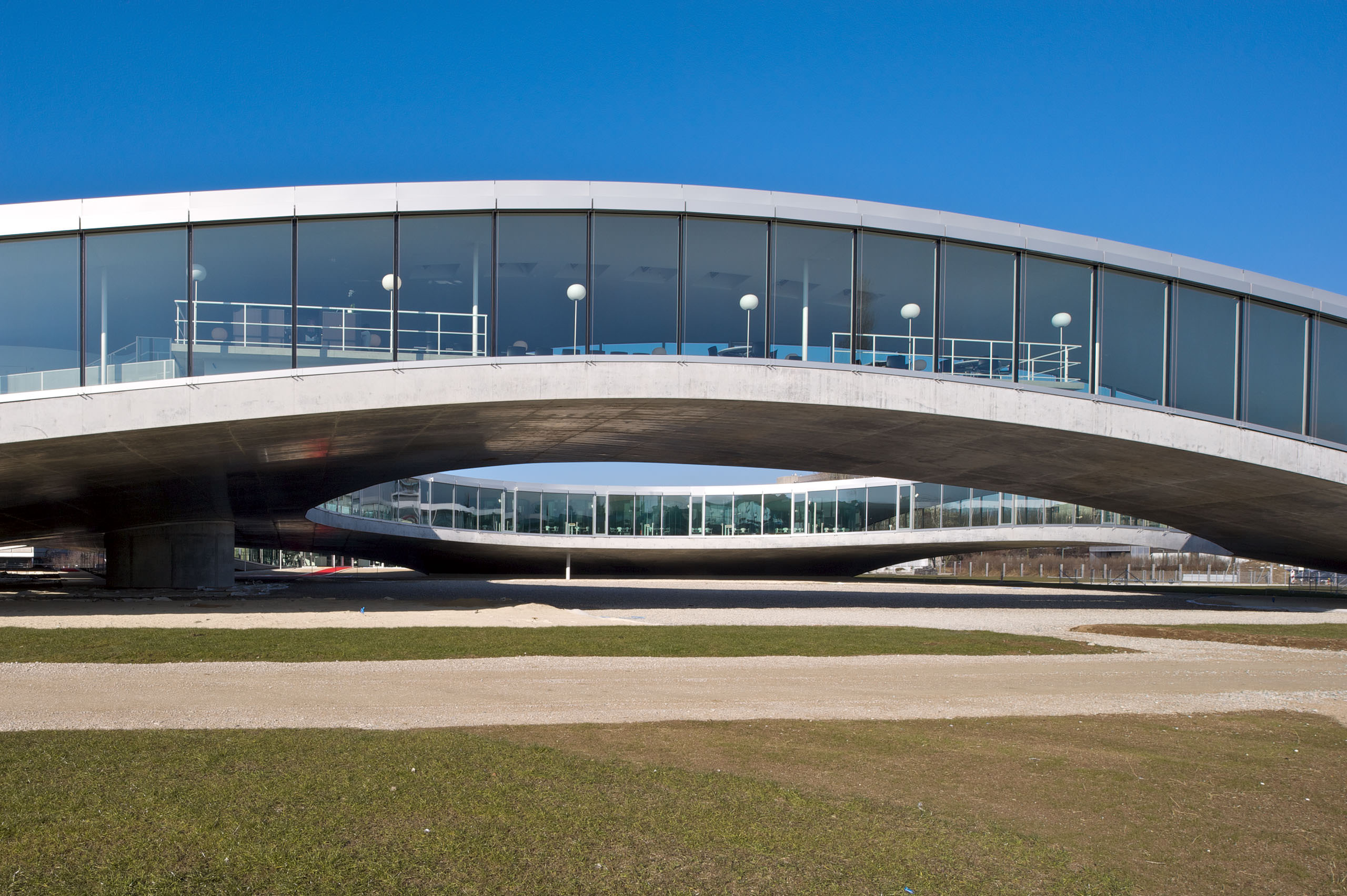 SANAA | EPFL Rolex Learning Center
